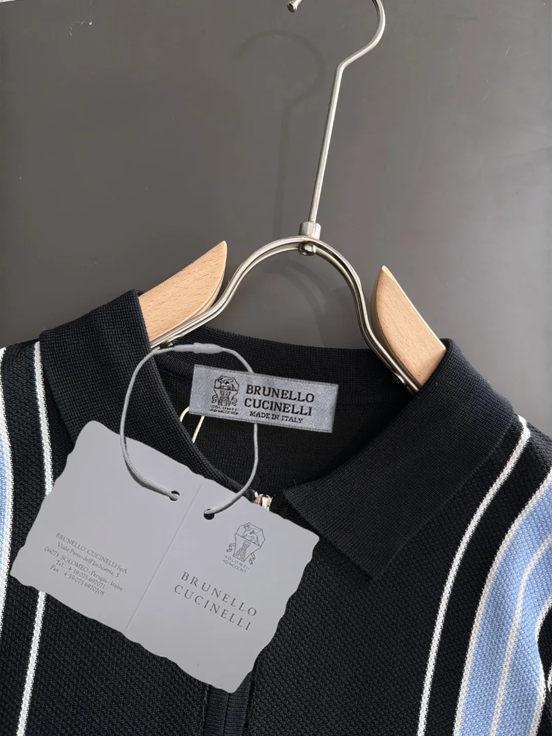 Next day shipment High Quality BC 2026 Summer New Arrival men's short-sleeved T-shirt Made of combed cotton yarn knitted cotton fabric, pure cotton high-weight special yarn, it feels full of weight when weighed, and the upper body is more textured than ordinary T-shirts. This texture can cope with the weather easily and is suitable for both hot and cold! The pattern on the chest adopts three-dimensional embroidery technology, and is perfectly produced stitch by stitch with reference to the original version! Loose fit design, looks noble. Size: M to XXXL